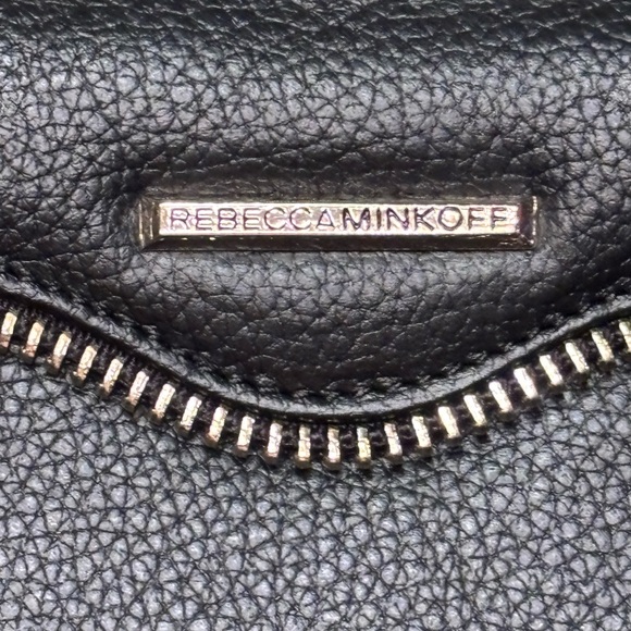 REBECCAMINKOFF
GENUINE LEATHER FOLIO WRISTLET
FOR | POUR Samsung GALAXY S6 - Picture 5 of 7